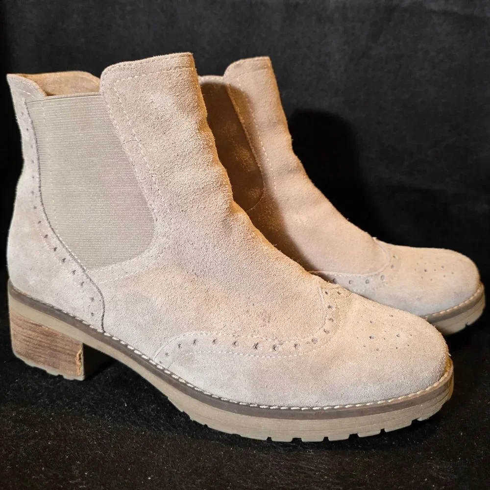 White Mountain Women's Suede Ankle Boots - Light Tan Size 10